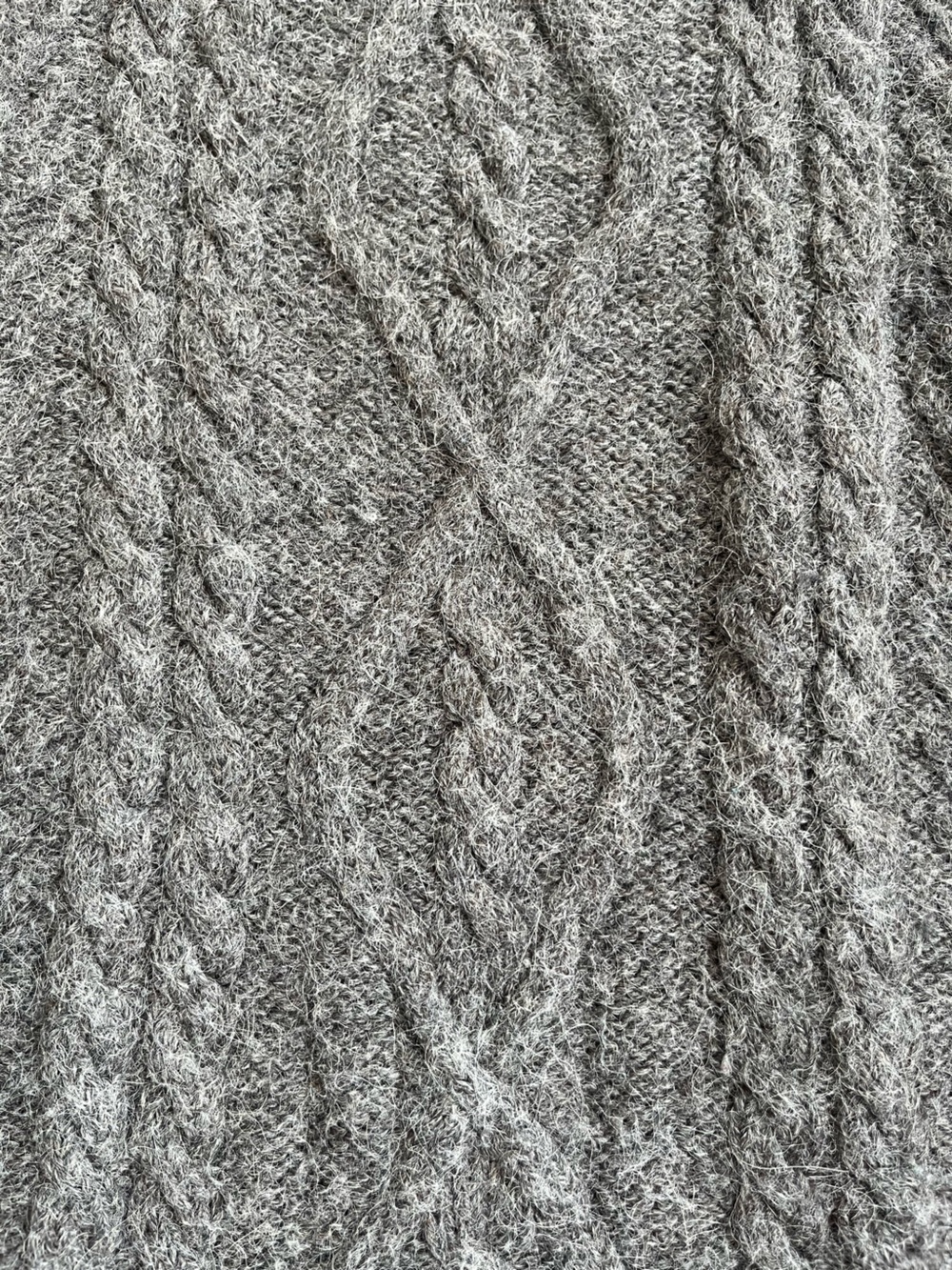 Wool Alpaca Made in Ireland Connemara Grey Chunky Fisherman Cable Knit Sweater - Picture 2 of 10